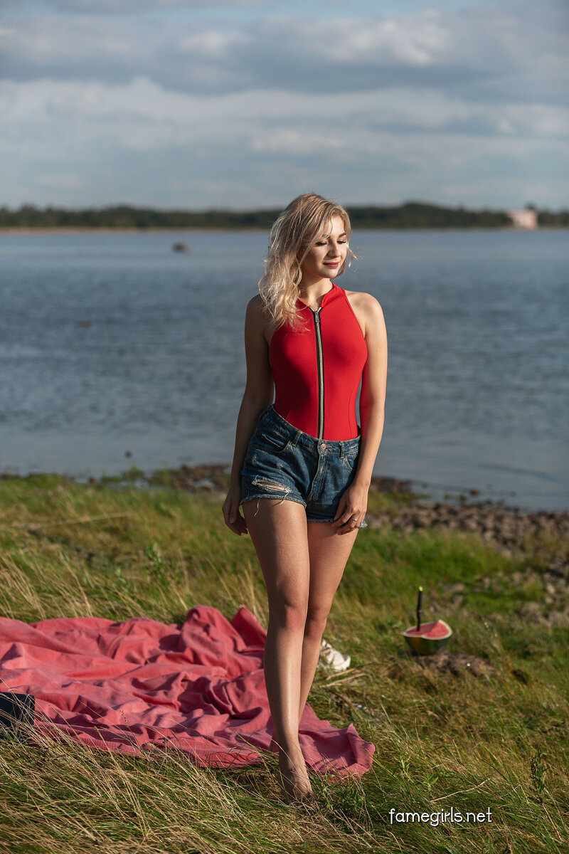 Ируся, 20 лет, 1 размер груди